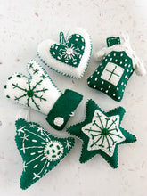 Load image into Gallery viewer, Set of 3 Ornaments-Green &amp; White
