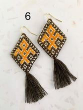 Load image into Gallery viewer, Papalote &quot;Kite&quot; Woven Earrings-Dark colors
